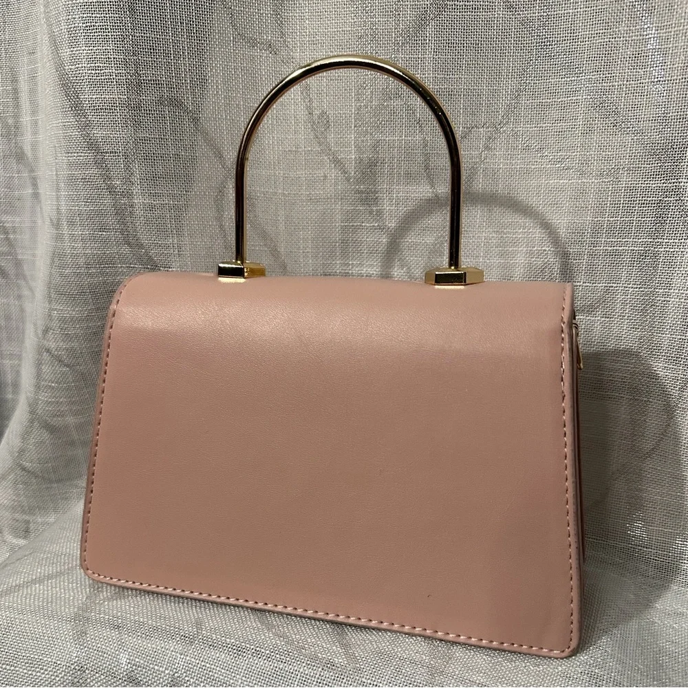 KUQIKAER & Bag with Crossbody NWOT - Picture 10 of 14